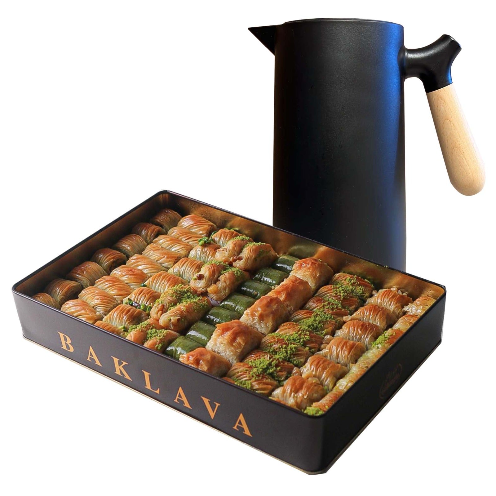 بقلاوه مكس مع قهوه دله عربيه فاخره